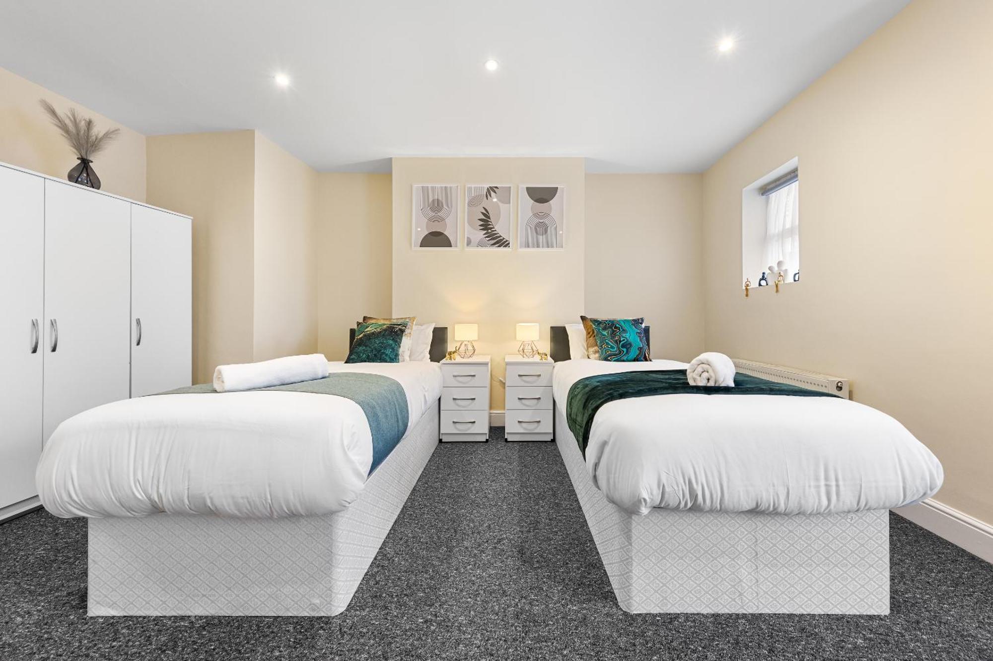 Elegant 2Br London Hideaway- King Bed, Sleeps 6 - Parking- Instant Book- 20 Percent Off Limited Time! Barnet Esterno foto