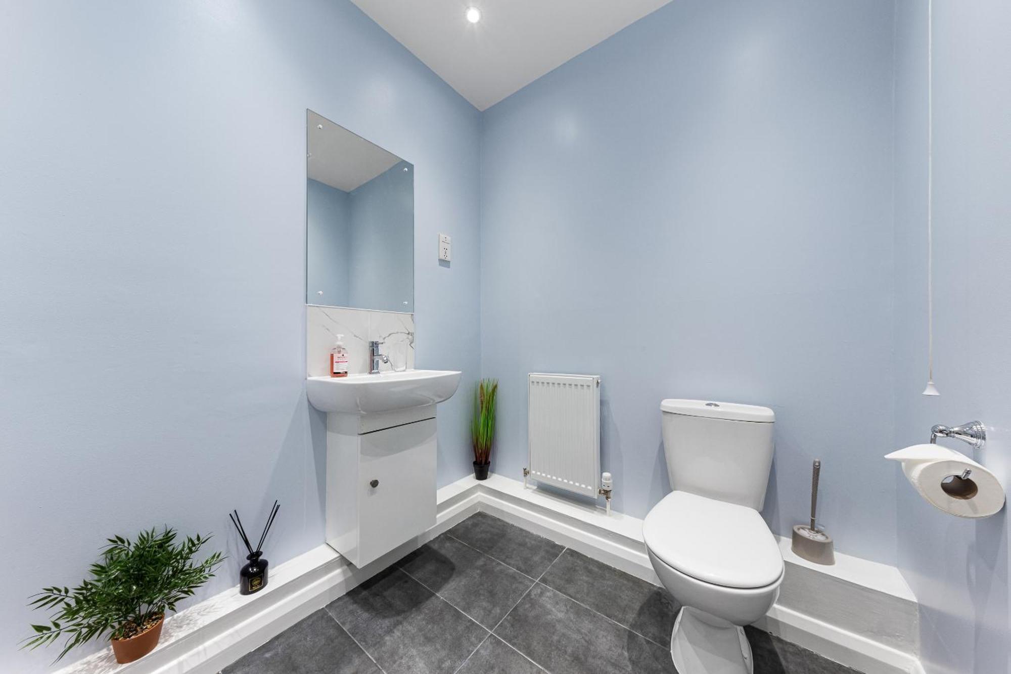 Elegant 2Br London Hideaway- King Bed, Sleeps 6 - Parking- Instant Book- 20 Percent Off Limited Time! Barnet Esterno foto